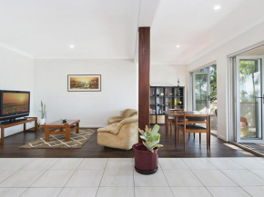 Hideaway in Coolangatta 1 bedroom retreat in a quiet leafy setting